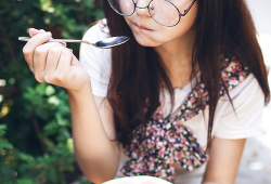 呆妹吃瓜爆料图片大全,揭秘娱乐圈那些不为人知的幕后故事